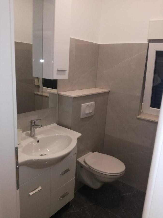 Apartmani Ivica Martic Duće Exteriör bild