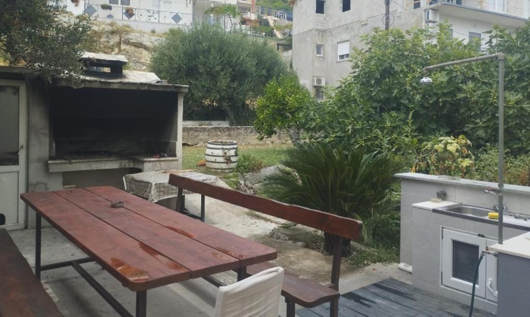 Apartmani Ivica Martic Duće Exteriör bild